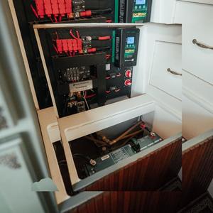 Enerdrive EPDM-02 eSYS Power Distribution Module + ePRO+ for Caravan & 4WD