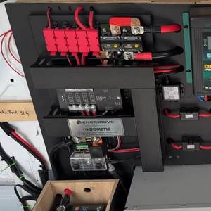 Enerdrive EPDM-03 eSYS Power Distribution Module + Simarine PICO for Marine 4WD