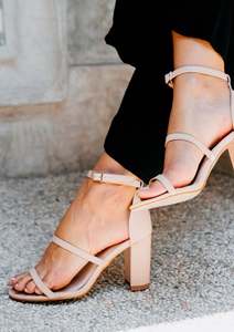 New: Amour Heel