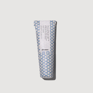 Hair Styling Finishing: Davines This is a Strong Hold Cream Gel 125ml