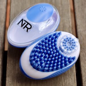 Gifts: NTR Shampoo Brush