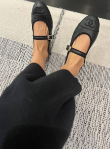 1000 1999: Chanel Mary Jane flats in Lambskin - FULL SET