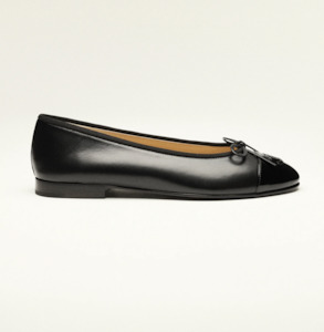 1000 1999: Chanel Ballet Flats – Lambskin & Patent Calfskin