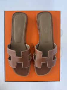 Hermes: Hermès Oran Sandals Calfskin Gold - FULL SET