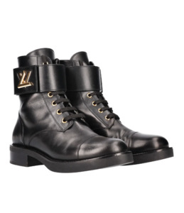 1000 1999:  Louis Vuitton Wonderland Ranger Boots in Black Leather - FULL SET
