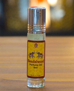 Kamini Roll On – Sandalwood