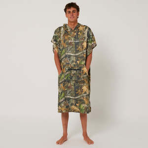 Ocean Earth: O&E Real Camo Hooded Poncho
