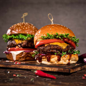 Burger Patties: Beef Brisket & Cheddar Cheese Meat Pattie - 150gms