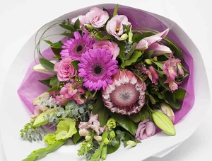 Pink Flower Bouquet Hamilton Cambridge Florist Expressions