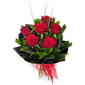 Half Dozen Roses in Black Wrap Florist Hamilton Cambridge