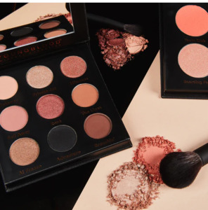 Youngblood Mineral Cosmetics 1: Youngblood Weekender Pallette - Eyes & Cheeks