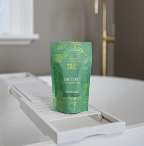 Detox Natural Bath Salts 180g