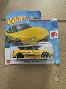Toys: Hot Wheels J Imports 6/10 ‘91 Mazda Mx-5 Miata JDM Short #120