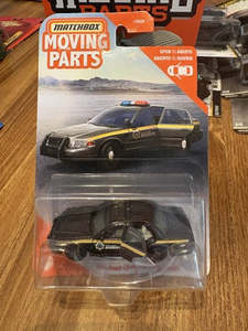 MATCHBOX MOVING PARTS 2006 FORD CROWN VICTORIA POLICE