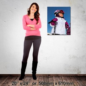 Canvas: Portrait Canvas: 508mm x 610mm (20″x24″)