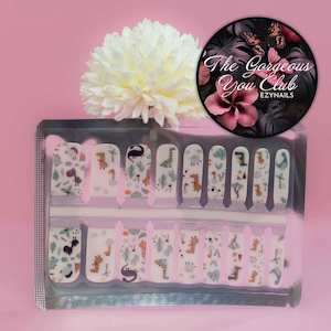 Beautiful Creatures: Fantasy Dinosaur Playground Nailwraps