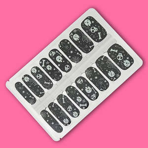 Themes: Midnight Ghouls Nailwraps – Halloween Skulls, Bones & Cobwebs