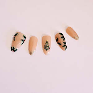 Merry & Manicured – Christmas Tree Press-Ons