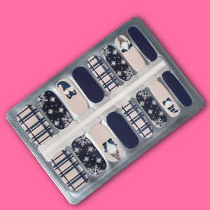 Themes: Cozy Christmas Gnome & Plaid Winter Nailwraps