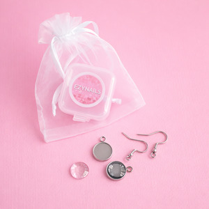 EzyNails DIY Earring Craft Kit – Turn Your Nail Wraps Into Jewellery