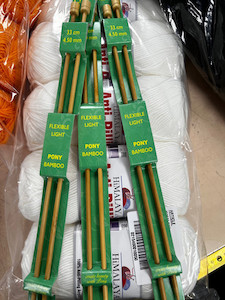 Pony Bamboo Knobbed Needles – 33cm 4.5mm FAB FABRICS