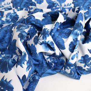 Fabric Cotton: Floral Printed Cotton Poplin Designer End - Bobbi Blue