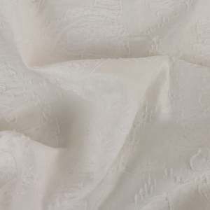 Ceci Clipped Embroidered Designer End – White