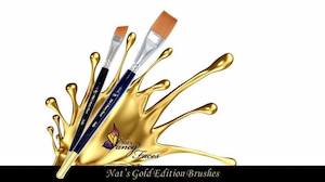 Nat's gold edition 3/4" flat brush