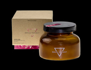 Becca Project: Becca Project S T E L L A R - Essential Oil Large Candle