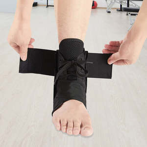 Sports Fitness: Medium Ankle Brace Stabilizer - Ankle sprain & instability
