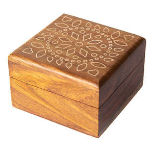 Keepsake Boxes: Wooden Mini Treasure Box