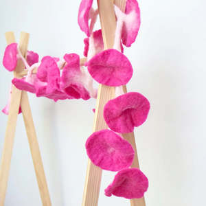 Wall Decor 1: Tara Treasures | Felt Garland - Bright Pink Flower Vine