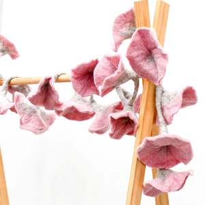 Wall Decor 1: Tara Treasures | Felt Garland - Dusty Pink Flower Vine