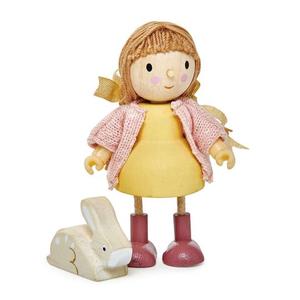 Last Chance 1: Wooden Doll - Amy and her Rabbit