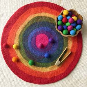 Felt Play Mat - Rainbow (small)