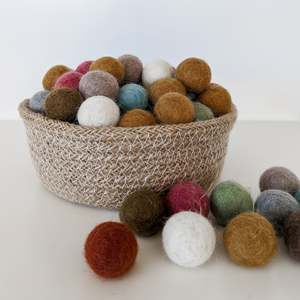 Felt Balls And Pebbles: Earth Felt Pom Pom Balls - Set of 100