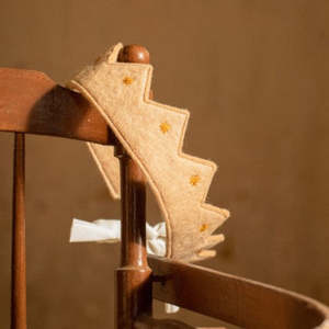 Muskhane France: Muskhane Felt Crown - Kumari (6 colours)