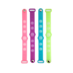 Giftware: PUSH POP Bracelet Glow in the Dark 4 Assorted
