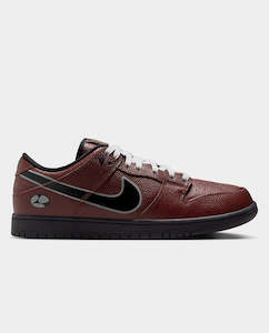 Full Price Items: Nike x Limosine - Dunk Low Pro Shoe - Dark Pony