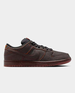 Nike SB - Dunk Low Pro Shoe - Krampus