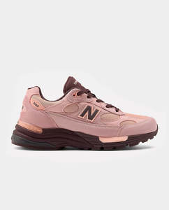 New Balance - 992PK Shoe - Pink Chalk/Pink Lemonade/Cherry Leather