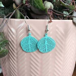 Laser Cut Earrings: Dainty Round Leaf