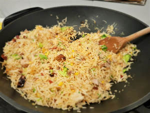 Chicken and Egg Stir-Fried Rice with Chilli, Garlic, Ginger & Beansprouts