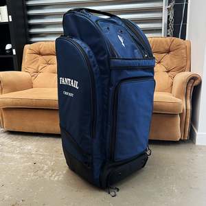 Cricket New Releases: G2-C4 Kit Bag - Retro