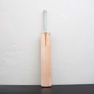 Popular Picks: #576 FPS1 Size 4 G3/EW Bat - 1lb 13oz