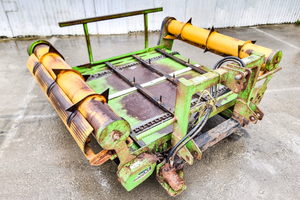 Read Sidewinder SE 3ptL Bale Feeder