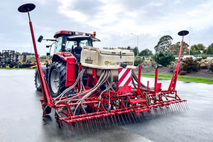 Products: Aguirre RS5000 Airseeder Tine drill