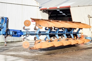 Products: Overum 6 Furrow Semi Mounted Reversible Plough