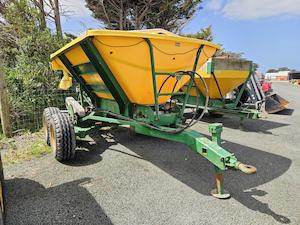 Used 4T Sam Fertiliser Spreader