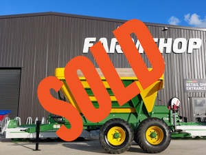 Used Fertiliser Spreaders: Used 6T SAM Spreader - Plastic Hopper